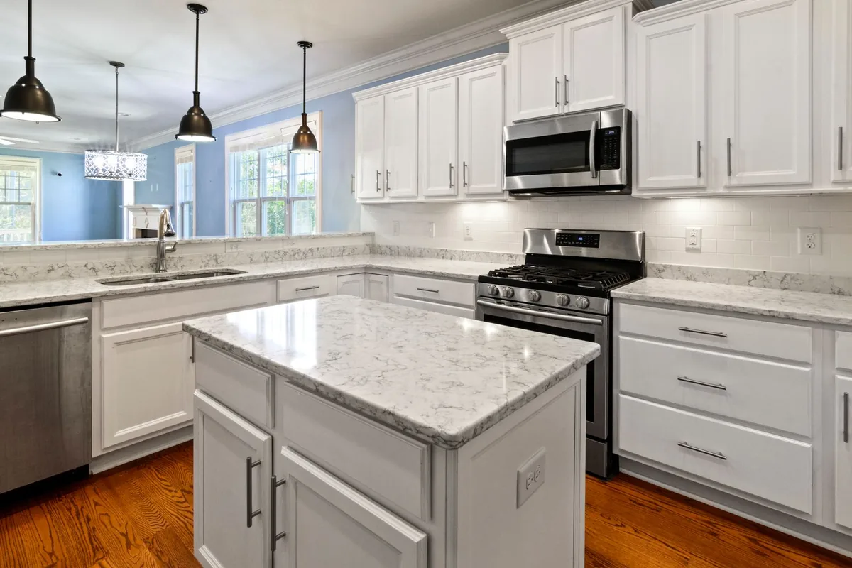 Filth & Squalor Cleanup in Longmeadow, MA